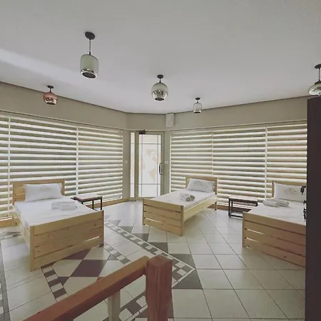 Pasha Albergue Tirana